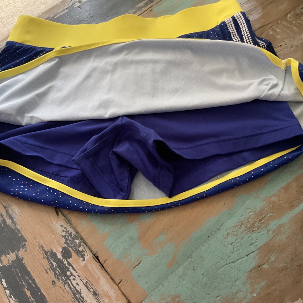 Adidas tennis skirt - Picture 7 of 7